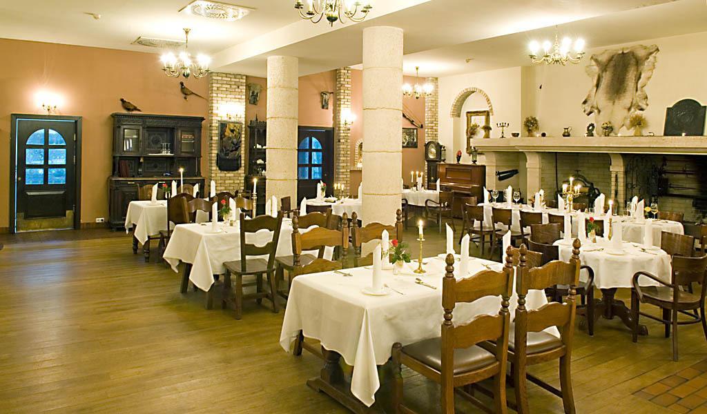 Fort Hotel Warschau Exterior foto